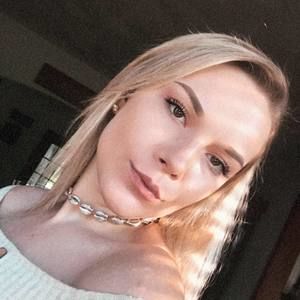 Meet your Posher, Lenayah